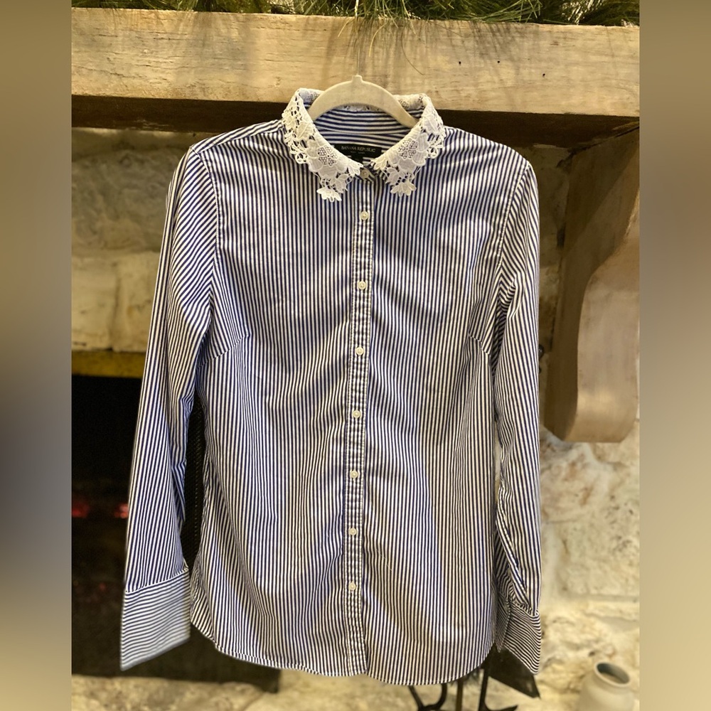 Banana Republic Blue and White Striped Shirt with Lace Collar women’s TALL 12